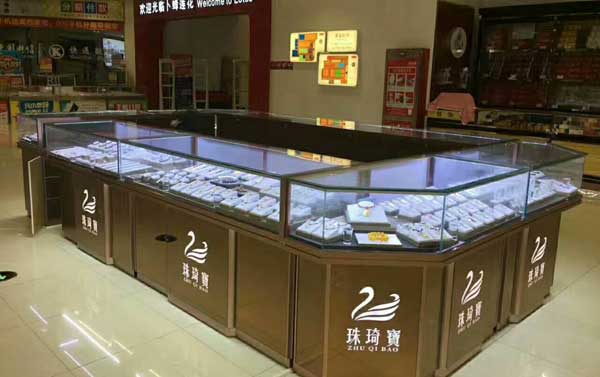 金六福珠寶—黃金珠寶展示柜臺